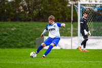 11.10.2026, Bad Wörishofen, Bayern, Deutschland. U19 (A-Jun.) Kreisklasse Allgäu – Nord: FC Bad Wörishofen U19 gegen JFG Wertachtal U19. Spielort: Stadion Unteres Hart. Saison 2026/2027. Ylli Vezaj (FC Bad Wörishofen) beim Pass, beim Zuspiel, bei der Ballabgabe