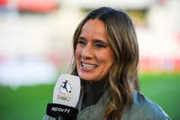 19.10.2026, München, Bayern, Deutschland. Google Pixel Frauen-Bundesliga: FC Bayern Frauen gegen VfB Stuttgart Frauen. Spielort: FC Bayern Campus-Stadion. Sport1 TV-Moderatorin