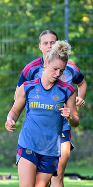 19.08.2026, München, Deutschland. Google Pixel Frauen-Bundesliga: Die FC Bayern Frauen absolvieren auf dem FC Bayern Campus eine Trainingseinheit vor dem Bundesliga-Saisonauftakt gegen den 1. FC Union Berlin. Linda Dallmann (FC Bayern Frauen)