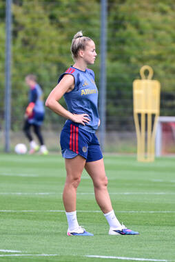 19.08.2026, München, Deutschland. Google Pixel Frauen-Bundesliga: Die FC Bayern Frauen absolvieren auf dem FC Bayern Campus eine Trainingseinheit vor dem Bundesliga-Saisonauftakt gegen den 1. FC Union Berlin. Giulia Gwinn (FC Bayern Frauen)