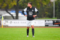 17.10.2026, Mindelheim, Bayern, Deutschland. A-Klasse Allgäu 3: TSV Mindelheim II gegen SV Oberegg II. Spielort: Julius-Strohmayer-Stadion. Manuel Weinmann (TSV Mindelheim) nachdenklich, ernst, fokussiert