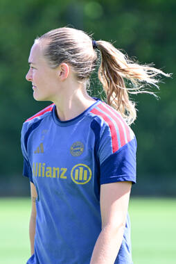 19.08.2026, München, Deutschland. Google Pixel Frauen-Bundesliga: Die FC Bayern Frauen absolvieren auf dem FC Bayern Campus eine Trainingseinheit vor dem Bundesliga-Saisonauftakt gegen den 1. FC Union Berlin. Magdalena Eriksson (FC Bayern Frauen)