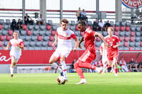 19.08.2026, München, Deutschland. FC Bayern München U19 vs. VfB Stuttgart U19 am FC Bayern Campus in München. FC Bayern U19 Spieler in Schussaktion