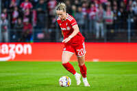 22.09.2026, Unterhaching, Deutschland. UEFA Women's Champions League, 1. Spieltag der Ligaphase: FC Bayern München Frauen gegen Manchester City. UWCL-Auftakt der FC Bayern Frauen und erstes UWCL-Pflichtspiel im neuen Zuhause Sportpark Unterhaching. Franziska Kett (FC Bayern Frauen)