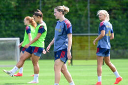 19.08.2026, München, Deutschland. Google Pixel Frauen-Bundesliga: Die FC Bayern Frauen absolvieren auf dem FC Bayern Campus eine Trainingseinheit vor dem Bundesliga-Saisonauftakt gegen den 1. FC Union Berlin. Alara Sehitler (FC Bayern Frauen)