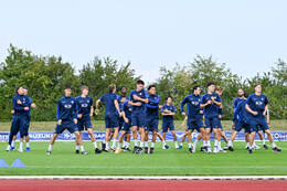 19.07.2026, Bad Wörishofen, Deutschland. 2. Bundesliga: Der SV Darmstadt 98 startet mit der ersten Trainingseinheit in das Sommertrainingslager. Spieler laufen seitlich.