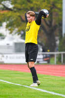 17.10.2026, Mindelheim, Bayern, Deutschland. Kreisliga Allgäu Nord: TSV Mindelheim gegen SV Oberegg. Spielort: Julius-Strohmayer-Stadion. Marc Mörstedt (TSV Mindelheim) nachdenklich, ernst, fokussiert