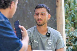 02.07.2026, Bad Wörishofen, Deutschland. Der FC Vaduz absolviert am vierten und vorletzten Tag seines Sommertrainingslagers Medientermine im Parkhotel Bad Wörishofen. Spieler, Trainer und insbesondere die Neuzugänge stehen für Interviews und Gespräche im Rahmen der Vorbereitung auf die Saison 2026/2027 der Swiss Football League (SFL) zur Verfügung. Dejan Djokic (FC Vaduz)
