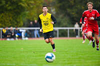 17.10.2026, Mindelheim, Bayern, Deutschland. Kreisliga Allgäu Nord: TSV Mindelheim gegen SV Oberegg. Spielort: Julius-Strohmayer-Stadion. Anel Junuzovic (TSV Mindelheim) nachdenklich, ernst, fokussiert
