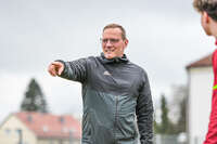 Bad Wörishofen, Deutschland – Vorbereitungstraining für das Schulderby 2026 zwischen der Wirtschaftsschule Bad Wörishofen und dem Josef-Bernhard-Gymnasium Türkheim auf dem Gelände der Wirtschaftsschule in Bad Wörishofen. Das Spiel ist für Mai 2026 geplant.