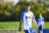 04.10.2026, Bad Wörishofen, Deutschland. U19 (A-Jun.) Kreisklasse Allgäu - Nord: FC Bad Wörishofen U19 gegen SG Unterrieden U19. Spielort: Stadion Am Unteren Hart. Abdul (FC Bad Wörishofen) nachdenklich, ernst, fokussiert