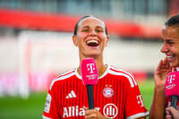 06.09.2026, München, Deutschland. Google Pixel Frauen-Bundesliga: FC Bayern München Frauen gegen SC Freiburg Frauen am FC Bayern Campus. Klara Bühl (FC Bayern Frauen)im Interview