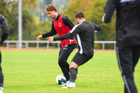 17.10.2026, Mindelheim, Bayern, Deutschland. Kreisliga Allgäu Nord: TSV Mindelheim gegen SV Oberegg. Spielort: Julius-Strohmayer-Stadion. Niko Hefele (TSV Mindelheim) am Ball, mit dem Ball, in einer Spielszene