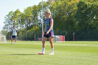 05.08.2026, München, Deutschland. Google Pixel Frauen-Bundesliga: Die FC Bayern Frauen absolvieren auf dem FC Bayern Campus eine Trainingseinheit zur Vorbereitung auf das Testspiel gegen Paris FC. Linda Dallmann (FC Bayern Frauen)