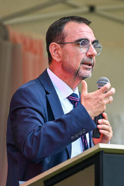 01.08.2026 – Bad Wörishofen, Deutschland: Das Roséweinfest im Hotel Sonnengarten findet zum zweiten Mal statt. Klaus Holetschek (CSU-Politiker, MdL)