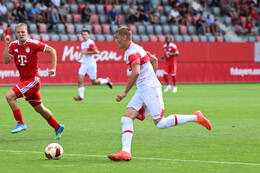 19.08.2026, München, Deutschland. FC Bayern München U19 vs. VfB Stuttgart U19 am FC Bayern Campus in München. VfB U19 Spieler