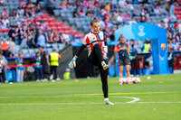 Allianz Arena, München, Deutschland – 25.04.2026: Fußball, UEFA Women’s Champions League 2025/2026, Halbfinale Hinspiel, FC Bayern München Frauen vs. FC Barcelona Frauen: Ena Mahmutovic (FC Bayern München, Tor) nachdenklich.
