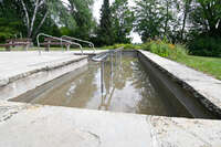 31.07.2026 – Bad Wörishofen, Bayern (Deutschland): Wassertretanlage an der Hartenthaler Straße nahe dem Kurhotel Tanneck.