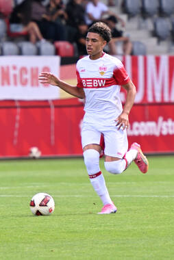 19.08.2026, München, Deutschland. FC Bayern München U19 vs. VfB Stuttgart U19 am FC Bayern Campus in München. Übersicht
