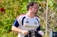 19.08.2026, München, Deutschland. Google Pixel Frauen-Bundesliga: Die FC Bayern Frauen absolvieren auf dem FC Bayern Campus eine Trainingseinheit vor dem Bundesliga-Saisonauftakt gegen den 1. FC Union Berlin. Jose Barcala (Cheftrainer, FC Bayern Frauen)