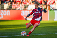 22.09.2026, Unterhaching, Deutschland. UEFA Women's Champions League, 1. Spieltag der Ligaphase: FC Bayern München Frauen gegen Manchester City. UWCL-Auftakt der FC Bayern Frauen und erstes UWCL-Pflichtspiel im neuen Zuhause Sportpark Unterhaching. Giulia Gwinn (FC Bayern Frauen)