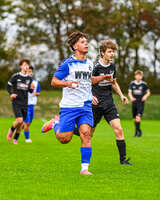 11.10.2026, Bad Wörishofen, Bayern, Deutschland. U19 (A-Jun.) Kreisklasse Allgäu – Nord: FC Bad Wörishofen U19 gegen JFG Wertachtal U19. Spielort: Stadion Unteres Hart. Saison 2026/2027. Fabio Hellwagner (FC Bad Wörishofen) beim Laufen, im Sprint, in einer Laufszene