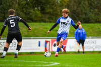 11.10.2026, Bad Wörishofen, Bayern, Deutschland. U19 (A-Jun.) Kreisklasse Allgäu – Nord: FC Bad Wörishofen U19 gegen JFG Wertachtal U19. Spielort: Stadion Unteres Hart. Saison 2026/2027. Paul Koch (FC Bad Wörishofen) beim Schuss, beim Abschluss, bei der Schussabgabe
