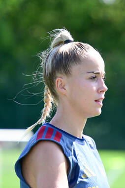 19.08.2026, München, Deutschland. Google Pixel Frauen-Bundesliga: Die FC Bayern Frauen absolvieren auf dem FC Bayern Campus eine Trainingseinheit vor dem Bundesliga-Saisonauftakt gegen den 1. FC Union Berlin. Giulia Gwinn (FC Bayern Frauen)