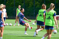 19.08.2026, München, Deutschland. Google Pixel Frauen-Bundesliga: Die FC Bayern Frauen absolvieren auf dem FC Bayern Campus eine Trainingseinheit vor dem Bundesliga-Saisonauftakt gegen den 1. FC Union Berlin. Arianna Caruso (FC Bayern Frauen)