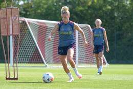 05.08.2026, München, Deutschland. Google Pixel Frauen-Bundesliga: Die FC Bayern Frauen absolvieren auf dem FC Bayern Campus eine Trainingseinheit zur Vorbereitung auf das Testspiel gegen Paris FC. Linda Dallmann (FC Bayern Frauen)