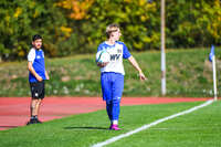 04.10.2026, Bad Wörishofen, Deutschland. U19 (A-Jun.) Kreisklasse Allgäu - Nord: FC Bad Wörishofen U19 gegen SG Unterrieden U19. Spielort: Stadion Am Unteren Hart. Philipp Rötzer (FC Bad Wörishofen) nachdenklich, ernst, fokussiert