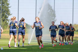 05.08.2026, München, Deutschland. Google Pixel Frauen-Bundesliga: Die FC Bayern Frauen absolvieren auf dem FC Bayern Campus eine Trainingseinheit zur Vorbereitung auf das Testspiel gegen Paris FC. Übersicht