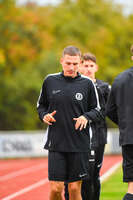 17.10.2026, Mindelheim, Bayern, Deutschland. Kreisliga Allgäu Nord: TSV Mindelheim gegen SV Oberegg. Spielort: Julius-Strohmayer-Stadion. Thomas Barbe (TSV Mindelheim) beim Aufwärmen, beim Warmmachen, während des Aufwärmens