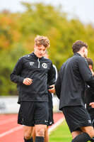 17.10.2026, Mindelheim, Bayern, Deutschland. Kreisliga Allgäu Nord: TSV Mindelheim gegen SV Oberegg. Spielort: Julius-Strohmayer-Stadion. Jonas Miller (TSV Mindelheim) beim Aufwärmen, beim Warmmachen, während des Aufwärmens