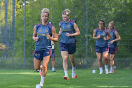 05.08.2026, München, Deutschland. Google Pixel Frauen-Bundesliga: Die FC Bayern Frauen absolvieren auf dem FC Bayern Campus eine Trainingseinheit zur Vorbereitung auf das Testspiel gegen Paris FC. Linda Dallmann (FC Bayern Frauen)