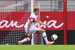 19.08.2026, München, Deutschland. FC Bayern München U19 vs. VfB Stuttgart U19 am FC Bayern Campus in München. VfB U19 Spieler