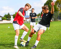 03.10.2026, Mindelheim, Deutschland. Kreisliga Allgäu Nord: TSV Mindelheim gegen (SG) Sontheim/Westerheim. Spielort: Julius-Strohmayer Stadion. Marc Mörstedt (TSV Mindelheim) am Ball, mit dem Ball, in einer Spielszene