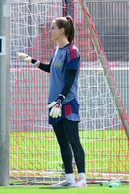 19.08.2026, München, Deutschland. Google Pixel Frauen-Bundesliga: Die FC Bayern Frauen absolvieren auf dem FC Bayern Campus eine Trainingseinheit vor dem Bundesliga-Saisonauftakt gegen den 1. FC Union Berlin. Ena Mahmutovic (FC Bayern Frauen)