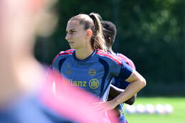 19.08.2026, München, Deutschland. Google Pixel Frauen-Bundesliga: Die FC Bayern Frauen absolvieren auf dem FC Bayern Campus eine Trainingseinheit vor dem Bundesliga-Saisonauftakt gegen den 1. FC Union Berlin. Katharina Naschenweng (FC Bayern Frauen)