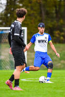 11.10.2026, Bad Wörishofen, Bayern, Deutschland. U19 (A-Jun.) Kreisklasse Allgäu – Nord: FC Bad Wörishofen U19 gegen JFG Wertachtal U19. Spielort: Stadion Unteres Hart. Saison 2026/2027. Faruk Dugonjic (FC Bad Wörishofen) beim Pass, beim Zuspiel, bei der Ballabgabe