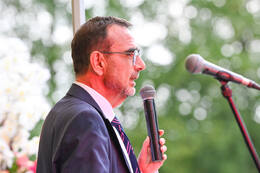 01.08.2026 – Bad Wörishofen, Deutschland: Das Roséweinfest im Hotel Sonnengarten findet zum zweiten Mal statt. Klaus Holetschek (CSU-Politiker, MdL)