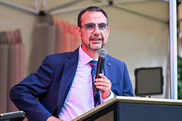 01.08.2026 – Bad Wörishofen, Deutschland: Das Roséweinfest im Hotel Sonnengarten findet zum zweiten Mal statt. Klaus Holetschek (CSU-Politiker, MdL)