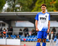 11.10.2026, Bad Wörishofen, Bayern, Deutschland. U19 (A-Jun.) Kreisklasse Allgäu – Nord: FC Bad Wörishofen U19 gegen JFG Wertachtal U19. Spielort: Stadion Unteres Hart. Saison 2026/2027. Julian Bleyer (FC Bad Wörishofen) nachdenklich, ernst, fokussiert