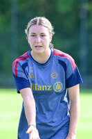 19.08.2026, München, Deutschland. Google Pixel Frauen-Bundesliga: Die FC Bayern Frauen absolvieren auf dem FC Bayern Campus eine Trainingseinheit vor dem Bundesliga-Saisonauftakt gegen den 1. FC Union Berlin. Barbara Dunst (FC Bayern Frauen)