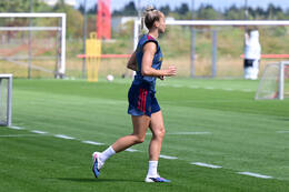 19.08.2026, München, Deutschland. Google Pixel Frauen-Bundesliga: Die FC Bayern Frauen absolvieren auf dem FC Bayern Campus eine Trainingseinheit vor dem Bundesliga-Saisonauftakt gegen den 1. FC Union Berlin. Giulia Gwinn (FC Bayern Frauen)