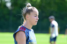 19.08.2026, München, Deutschland. Google Pixel Frauen-Bundesliga: Die FC Bayern Frauen absolvieren auf dem FC Bayern Campus eine Trainingseinheit vor dem Bundesliga-Saisonauftakt gegen den 1. FC Union Berlin. Giulia Gwinn (FC Bayern Frauen)